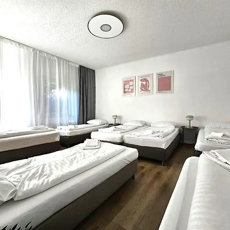 Spacious House Apartament Düsseldorf