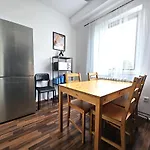 Spacious House دوسلدورف