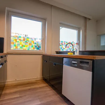 Appartement Tolstov-hotels Spacious House Düsseldorf