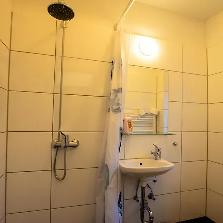 Appartement Tolstov-hotels Spacious House *