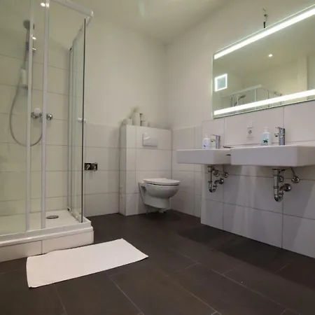 Appartement Tolstov-hotels Spacious House