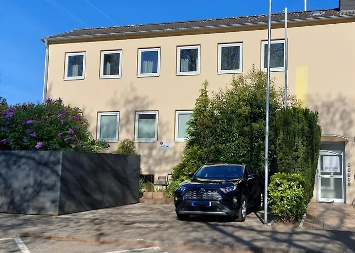 Lägenhet Spacious House
