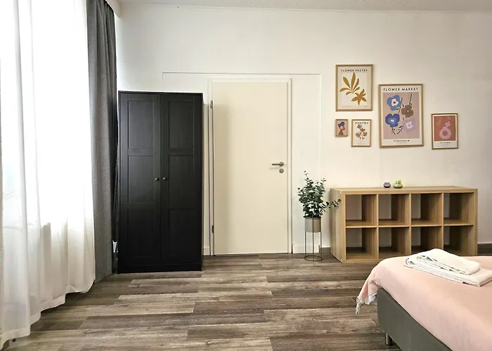 Spacious House Apartment *