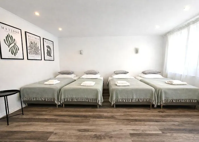 דירה Spacious House