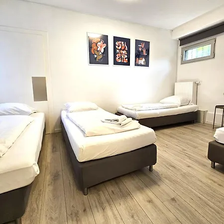 Spacious House Apartment *