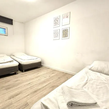 Spacious House Apartment Düsseldorf