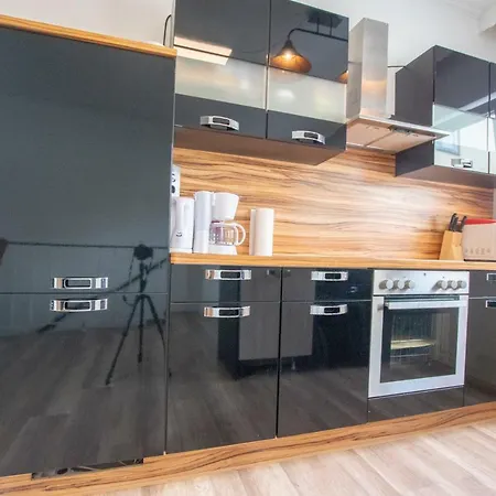 Apartment Spacious House *