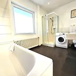 Appartamento Spacious House Düsseldorf